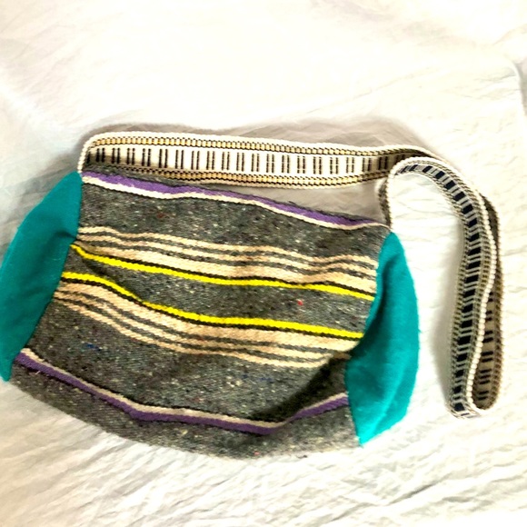 PURSE SOUTH AMERICAN handmade Woven Wool purse size 8x8 used excellent cond - Picture 8 of 9